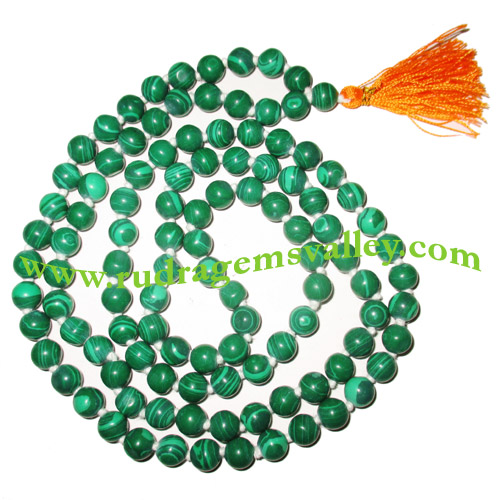 Malachite semi precious stone, gemstone 7mm to 8mm 108 beads knotted mala